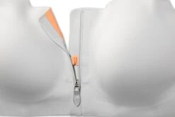 Brooks Women's Dare Zip Run Sports Bra - Black (350075001) -Sports Fashion Store 350075 014 d5 Dare Zip 0e9c97fa ed09 4354 8dd0 b1364e412ee7