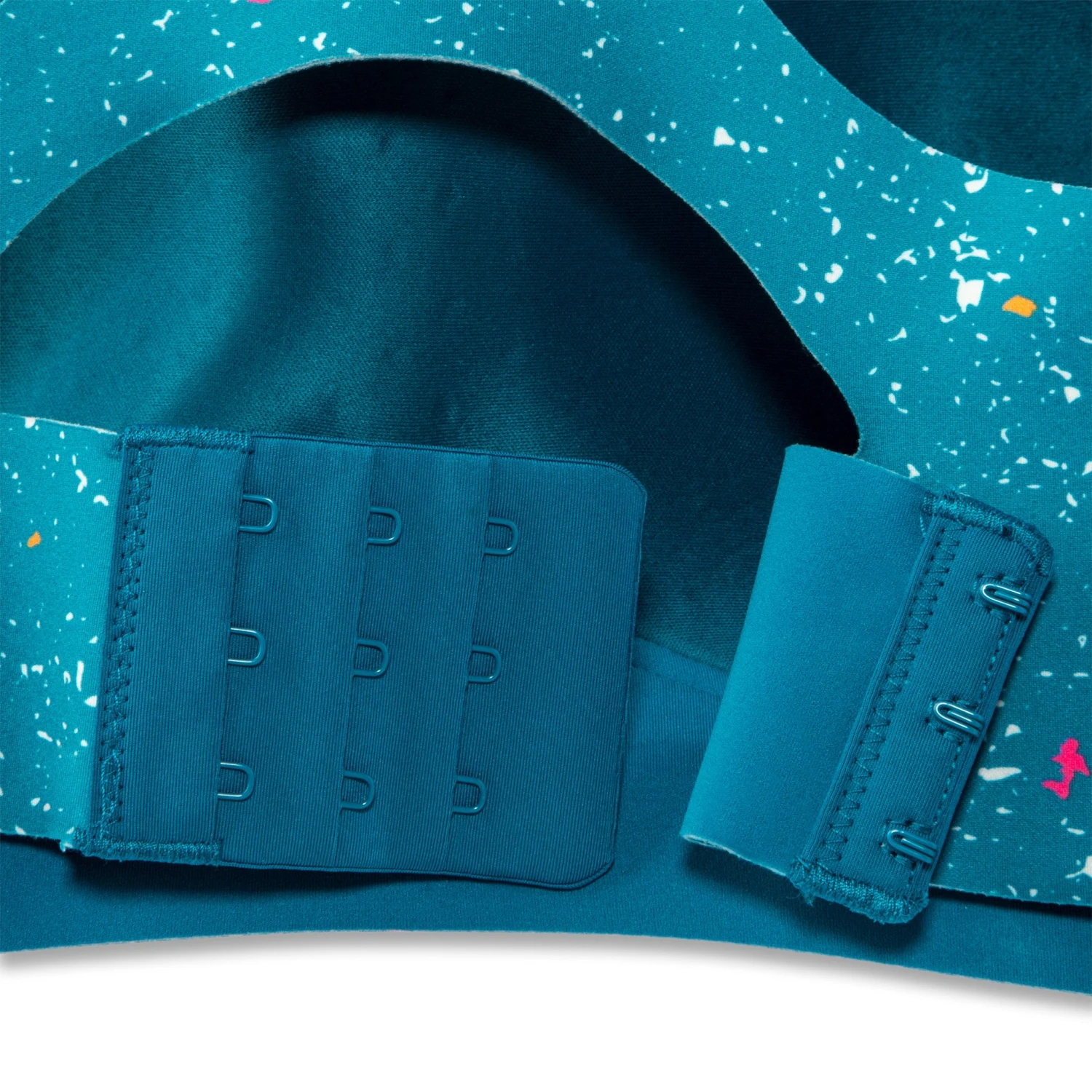 Brooks Women's Dare Racerback 2.0 Run Bra 5 Brooks Women's Dare Racerback 2.0 Run Bra - Image 3