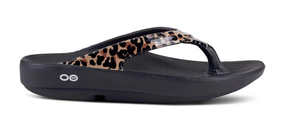 Oofos Women's OOlala Limited Sandal - Black/Leopard (1403) 3 Oofos Women's OOlala Limited Sandal - Black/Leopard (1403)