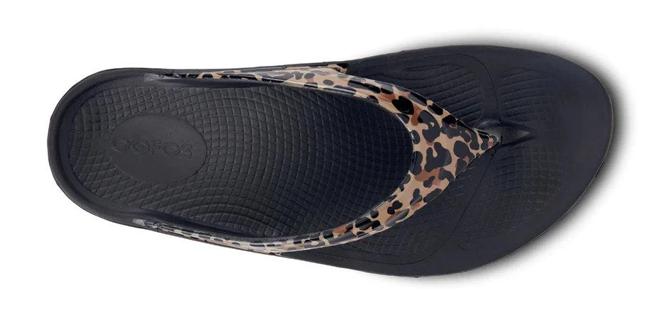 Oofos Women's OOlala Limited Sandal - Black/Leopard (1403) 6 Oofos Women's OOlala Limited Sandal - Black/Leopard (1403) - Image 4