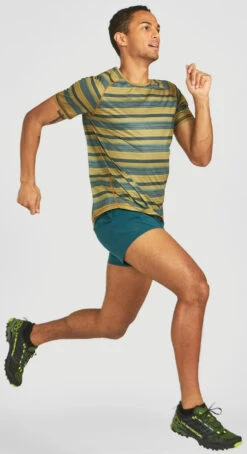 Janji Men's Helio Tech Tee -(MT15A-S22-GST) 8 Janji Men's Helio Tech Tee -(MT15A-S22-GST) -Sports Fashion Store ezgif.com gif maker 32 3134b8d3 9778 4ee0 ba65 9d0076d5a009