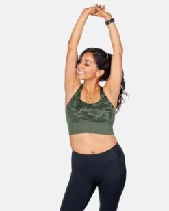 Handful Women's Gametime Sports Bra - (175) 25 Handful Women's Gametime Sports Bra - (175) -Sports Fashion Store ezgif.com gif maker 3 35df85db c5b6 4c48 a9c7 6c0526ee7898