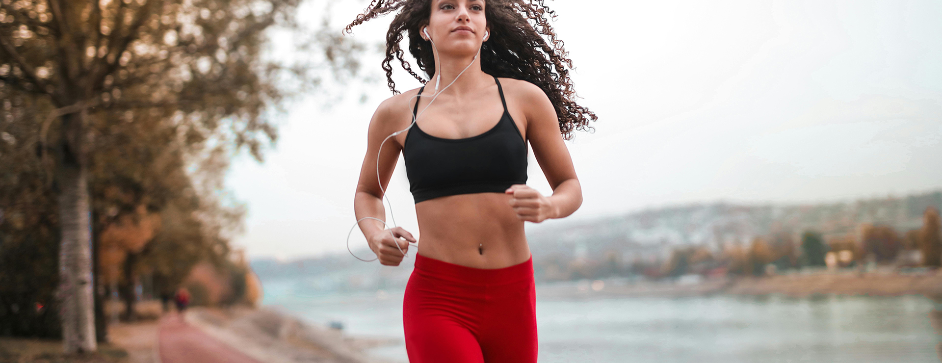 Front Page -Sports Fashion Store pexels olly 3764154