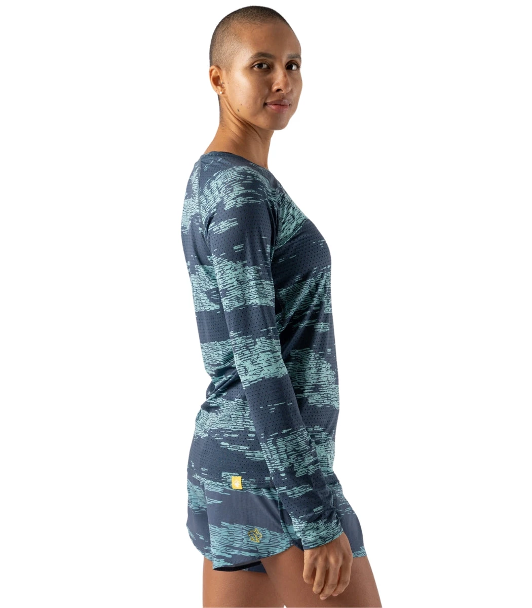 Rabbit Women's EZ Tee Perf LS | Trail 5 Rabbit Women's EZ Tee Perf LS | Trail - Image 3