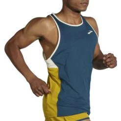 Brooks Men's Atmosphere Singlet 16 Brooks Men's Atmosphere Singlet -Sports Fashion Store www brooksrunning com 211384 428 mv atmosphere singlet mens sleeveless running top 2